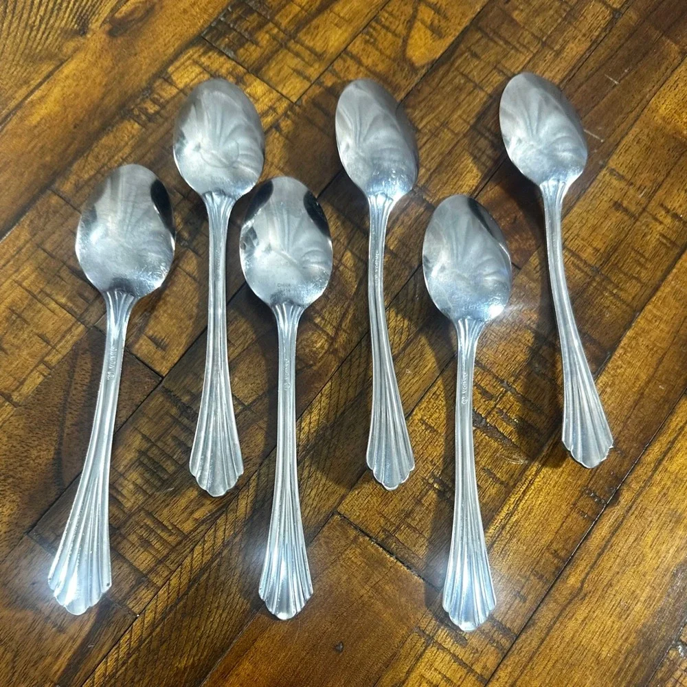 Oneida DUBLIN Teaspoons Stainless 18/0 Glossy Ribbed Scallop‎ Tip 6 1/4